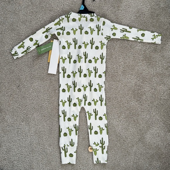 cactus infant two way zipper onesie - Picture 6 of 6